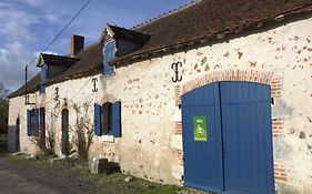Sejour Nature Au Coeur Du Parc De La Brenne: Gite 4 Chambres, Jardin Et Terrasse, Proche De Rosnay - Fr-1-591-141