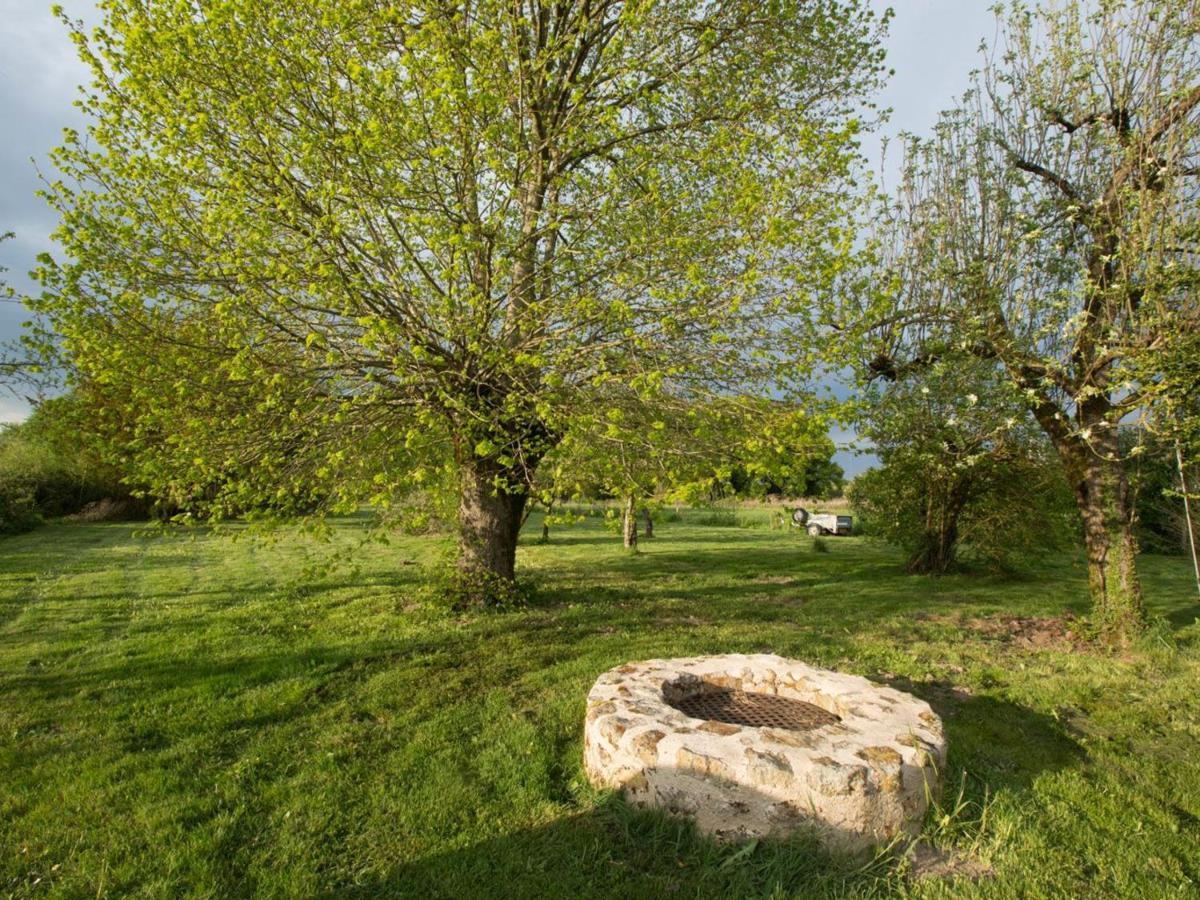 Sejour Nature Au Coeur Du Parc De La Brenne: Gite 4 Chambres, Jardin Et Terrasse, Proche De Rosnay - Fr-1-591-141 Buitenkant foto